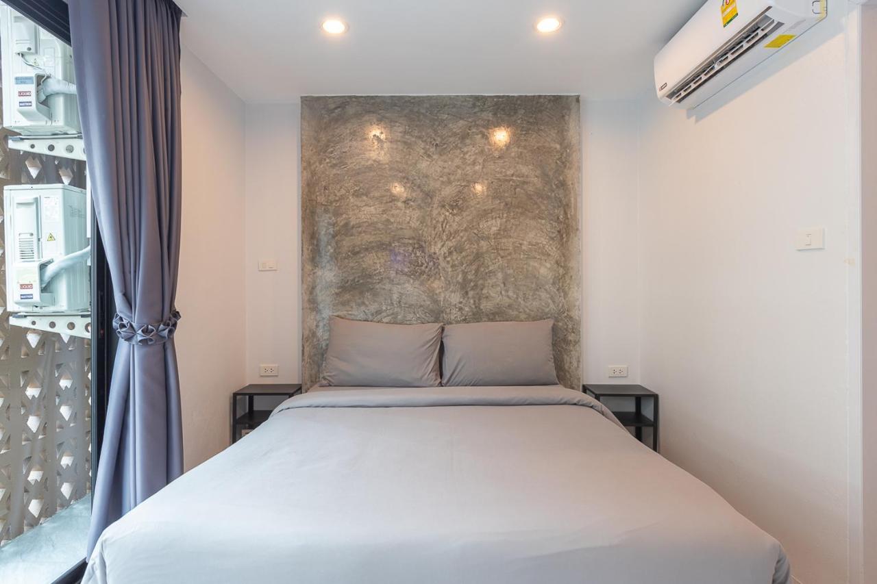 Minimal House Patong (Adults Only) Hostel Buitenkant foto